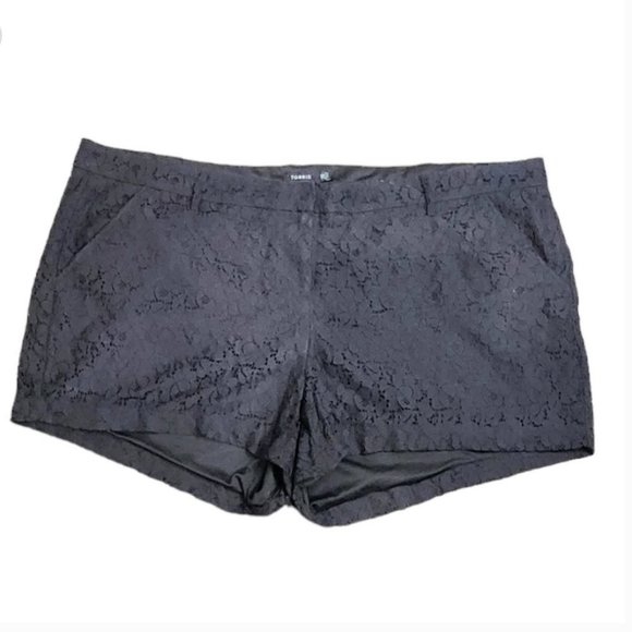 Torrid Plus Size Black Lace Dressy Studio Mini Shorts Plus Size 26 - Picture 3 of 8